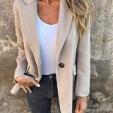 Andrea – Teplá elegance pro každé roční období