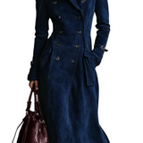 Monika — Dlouhý kabát s nadčasovou elegancí