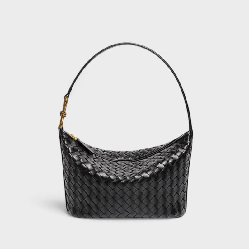 Isa - Burgundské chic