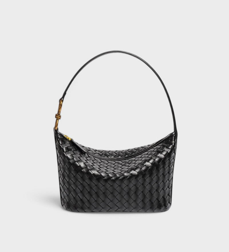 Isa - Burgundské chic