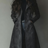 Karolína — Elegantní trench s nadčasovou jemností